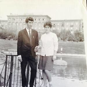 Meet your Posher, Anait